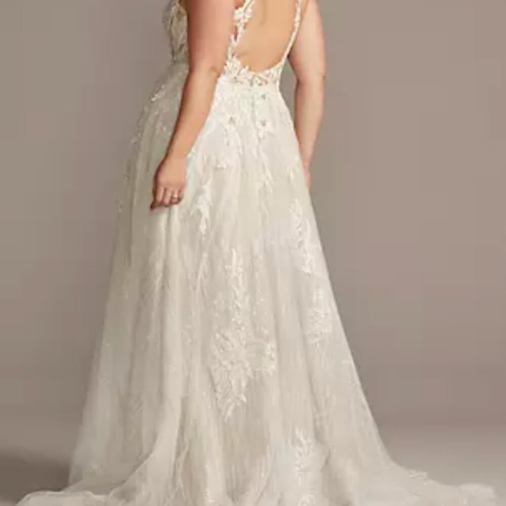 ✨ NWT David’s Bridal Floral Appliqué Halter Wedding Gown + Beaded Veil | $1,928 - Picture 2 of 14